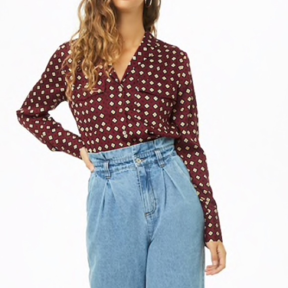 Burgundy geo print collar shirt